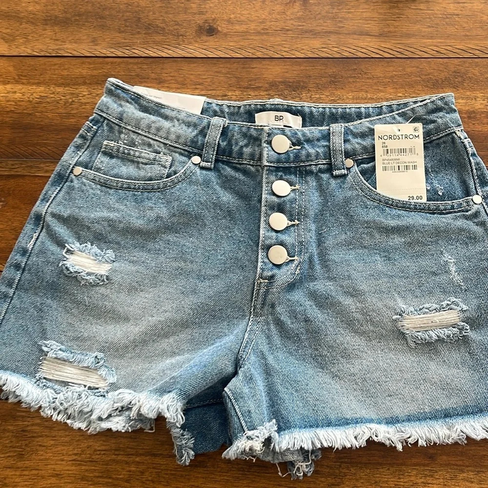 NWT BP Shorts Blue Denim High Rise Distressed Raw Fringe Hem Size 26 Button Fly - Picture 1 of 11
